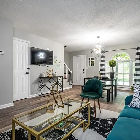 New Entire Place Cozy Quiet 2B2B Townhouse Sp1261